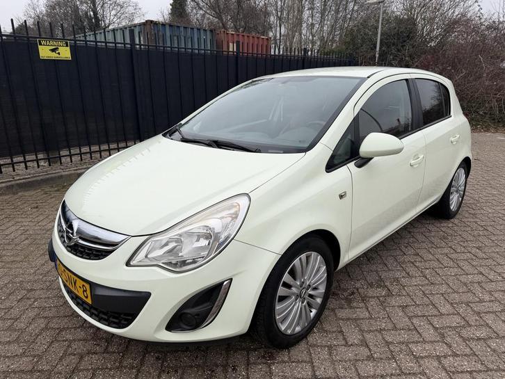 Opel Corsa 1.4-16V Edition 5 Drs Leer/Airco/Navi/Cruise, Auto's, Opel, Bedrijf, Te koop, Corsa, ABS, Airbags, Airconditioning