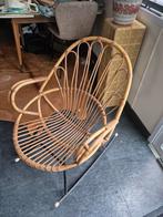 Oud Rotan Rohe Schommelstoeltje, Huis en Inrichting, Stoelen, Ophalen, Gebruikt, Bruin, Vintage