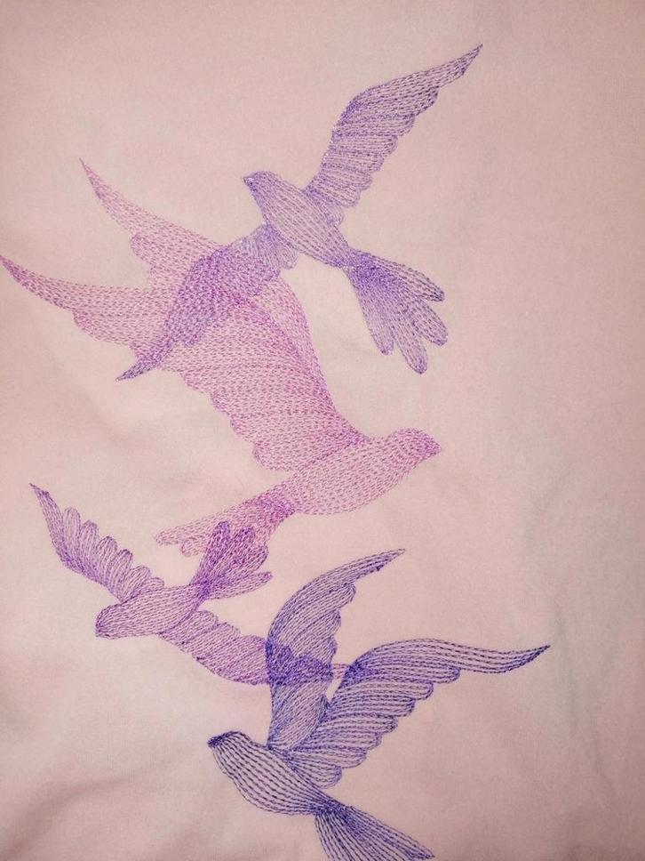 Set van 6 lapjes stof met diverse geborduurde prints., Hobby en Vrije tijd, Stoffen en Lappen, Nieuw, Katoen, 30 tot 200 cm, Overige kleuren