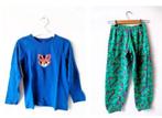 AH pyjama donkerblauw en groen met poesjes, maat 134/140, Nacht- of Onderkleding, Meisje, Ophalen of Verzenden, Zo goed als nieuw