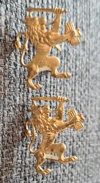 Koninklijke Shako Leeuw emblemen., Verzamelen, Embleem of Badge, Nederland, Ophalen of Verzenden