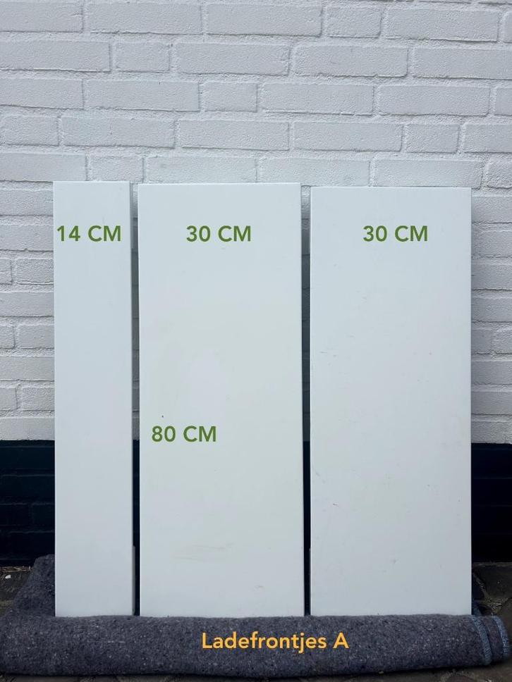 KVIK LADEFRONTJES EN LADEPANELEN, Huis en Inrichting, Keuken | Complete keukens, Zo goed als nieuw, Overige typen, Wit, Hout, Greeploos