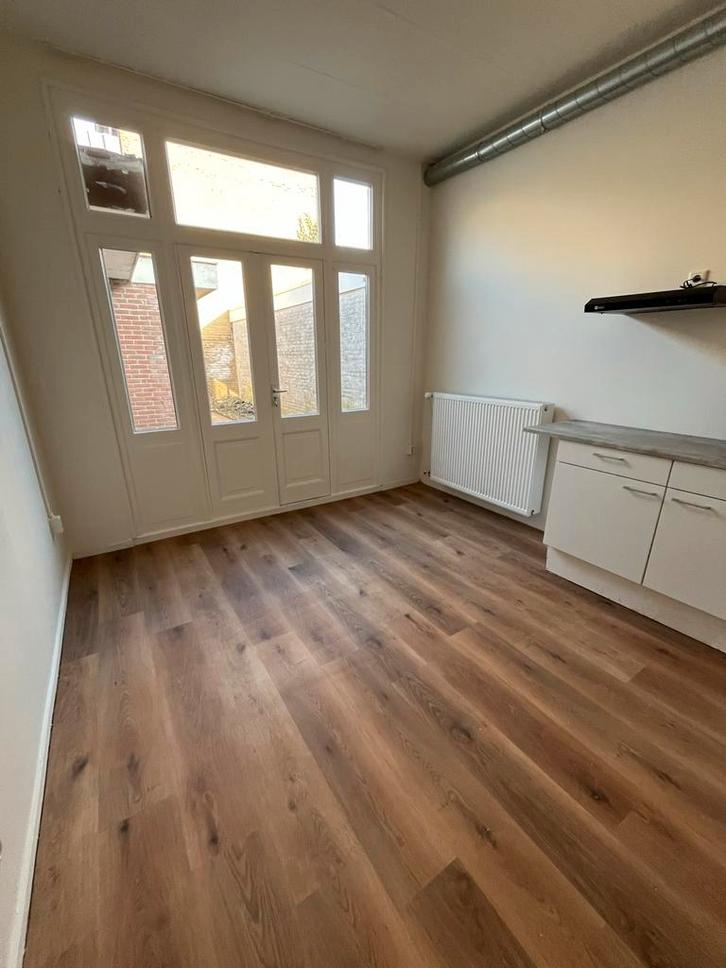 Studio te huur centeum Leeuwarden, Huizen en Kamers, Kamers te huur, Leeuwarden, 20 tot 35 m²
