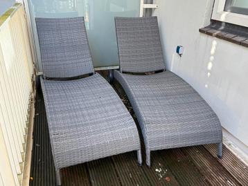 2 x ligbed tuin in goede staat beschikbaar voor biedingen