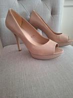 Beige Pumps Maat 40, Kleding | Dames, Ophalen, Zo goed als nieuw, Beige, Pumps