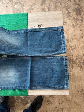 Diesel Busky Jeans beschikbaar voor biedingen