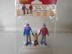 Lemax 52336 Snow Shoe Family  PC23, Ophalen of Verzenden, Zo goed als nieuw