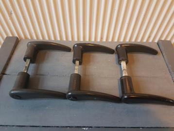 Set van 3 zwarte bakelieten deurklinken  beschikbaar voor biedingen