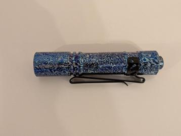 Acebeam pokelit titanium (Swirl anodisatie) beschikbaar voor biedingen