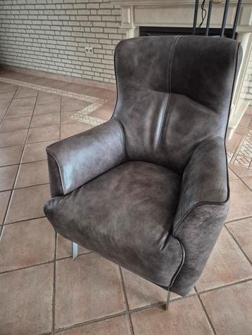 2 Henders & Hazel Roskilde fauteuils beschikbaar voor biedingen