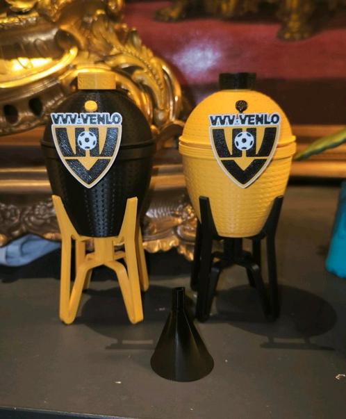 💛🖤 Kamado  ️️VVV VENLO BBQ barbeque peper zout stelletje !, Verzamelen, Sportartikelen en Voetbal, Nieuw, Overige typen, Overige binnenlandse clubs