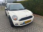 Mini Clubman 1.4 ONE 2009 Wit, Auto's, Mini, Voorwielaandrijving, Stof, Clubman, 4 stoelen