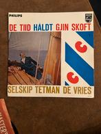 Selskip Tetman de Vries - de tijd haldt gjin skoft, Ophalen of Verzenden, Zo goed als nieuw, Overige formaten, Levenslied of Smartlap