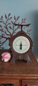 Antieke gietijzeren weegschaal met emaille wijzerplaat, Antiek en Kunst, Ophalen of Verzenden