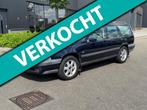 Volvo V70 XC 2.5 T AWD Luxury AIRCO/NAP, Auto's, Volvo, Beige, Blauw, 2435 cc, Vierwielaandrijving