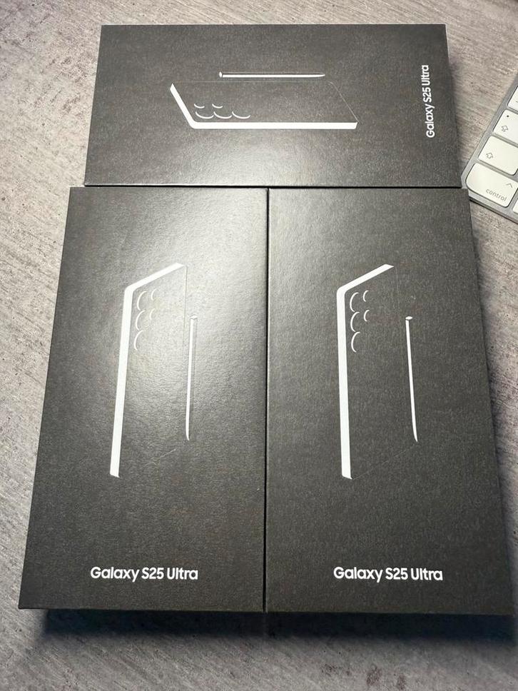 Samsung S25 ULTRA Jet Black 256GB Verzegeld, Telecommunicatie, Mobiele telefoons | Samsung, Nieuw, Galaxy S23, 256 GB, Zonder abonnement