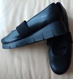Schoenen Mt.38  Leer, Ophalen of Verzenden, Zo goed als nieuw, Zwart, Instappers