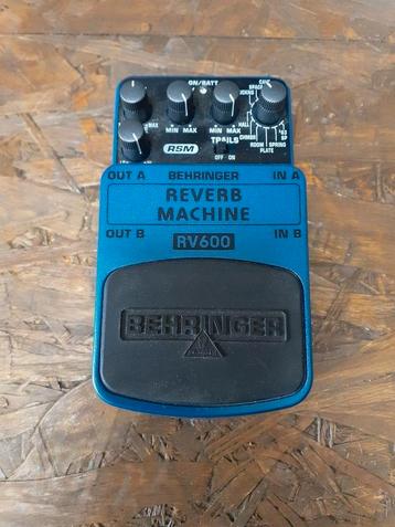 Behringer Reverb Machine rv600 pedaal met shimmer.