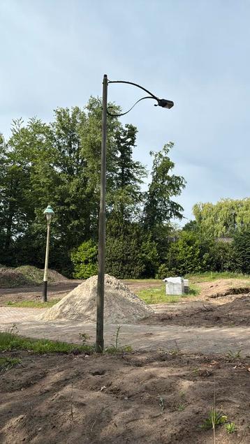 Lantaarn paal aluminium beschikbaar voor biedingen