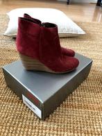 Esprit enkellaarsjes suede Maat 40 nieuw in doos, Nieuw, Ophalen of Verzenden, Rood, Esprit