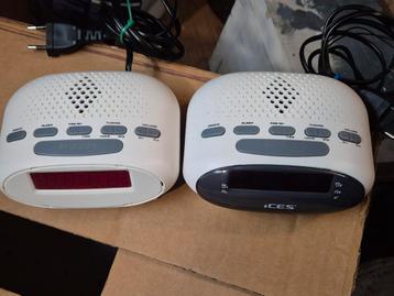 2 wekker radio's van iCes beschikbaar voor biedingen