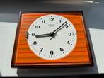 Vintage wandklok. Peter electric, Ophalen of Verzenden, Gebruikt, Analoog, Wandklok