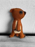 Nieuwe gehaakte platte stokstaartje knuffel, Ophalen of Verzenden, Nieuw, Overige typen