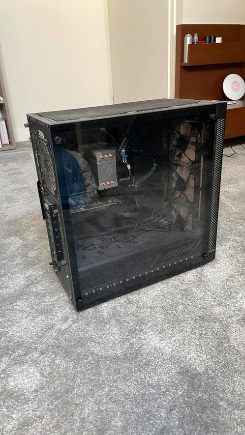 Gaming pc ( gebruikt maar alles doet het ), Computers en Software, Computerbehuizingen, Gebruikt, Ophalen of Verzenden