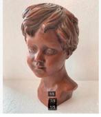 Mooi vintage Brocante jongen meisje beeld steen 17 cm vast, Ophalen of Verzenden