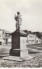 brouwershaven- standbeeld jacob cats, Verzamelen, Ansichtkaarten | Nederland, Ophalen of Verzenden, 1940 tot 1960