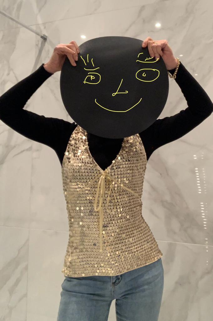 Gouden pailletten top van Gregory - Maat 38/40 (M) izgst, Kleding | Dames, Tops, Zo goed als nieuw, Maat 38/40 (M), Geel, Zonder mouw