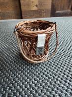 Riviera Maison rustic rattan mandje, windlichtje, Ophalen of Verzenden, Zo goed als nieuw, Rond, Riet