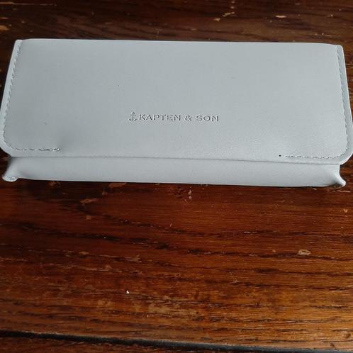 🕶️z.g.a.n. Kapten & Son Biarritz zonnebril etui🏷️GRATIS, Sieraden, Tassen en Uiterlijk, Zonnebrillen en Brillen | Dames, Zo goed als nieuw