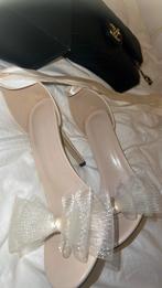 Elegante hakken maat 40, Ophalen, Zo goed als nieuw, Beige, Schoenen