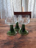 Vintage Wijnglazen Groene Voet, Ophalen of Verzenden, Zo goed als nieuw, Bierglas