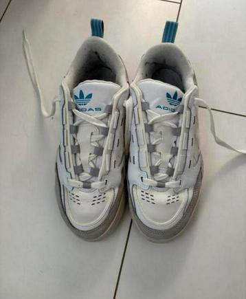 Adidas ADI2000 sneakers/schoenen wit met blauw beschikbaar voor biedingen