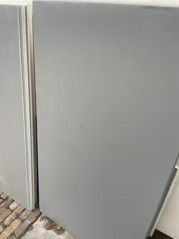 Partij gevelbekleding, rot niet koopje, nooit mee schilderen beschikbaar voor biedingen