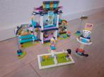 Lego friends sportstadion 41338 + voetbaltraining 41330, Zo goed als nieuw, Ophalen