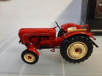 Porsche Super tractor.  Minichamps schaal  1:18. beschikbaar voor biedingen