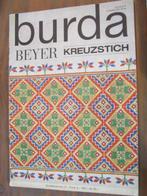 Borduurblad  Burda Beyer Kruissteek  zie foto´s   nr 5063, Hobby en Vrije tijd, Borduren en Borduurmachines, Zo goed als nieuw