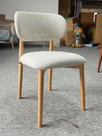 Eetkamerstoel met bouclé stoffering NIEUW (laatste 3 stuks), Huis en Inrichting, Ophalen, Hout, Overige kleuren, .