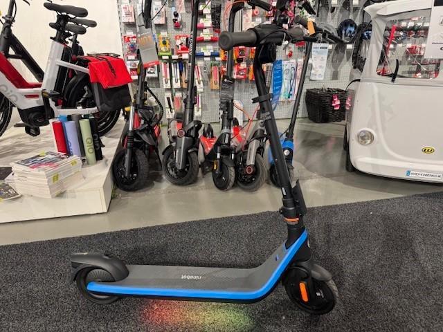 Segway Ninebot Kickscooter C2 Pro E step actie €229, Fietsen en Brommers, Steps, Nieuw, Elektrische step (E-scooter), Ophalen of Verzenden