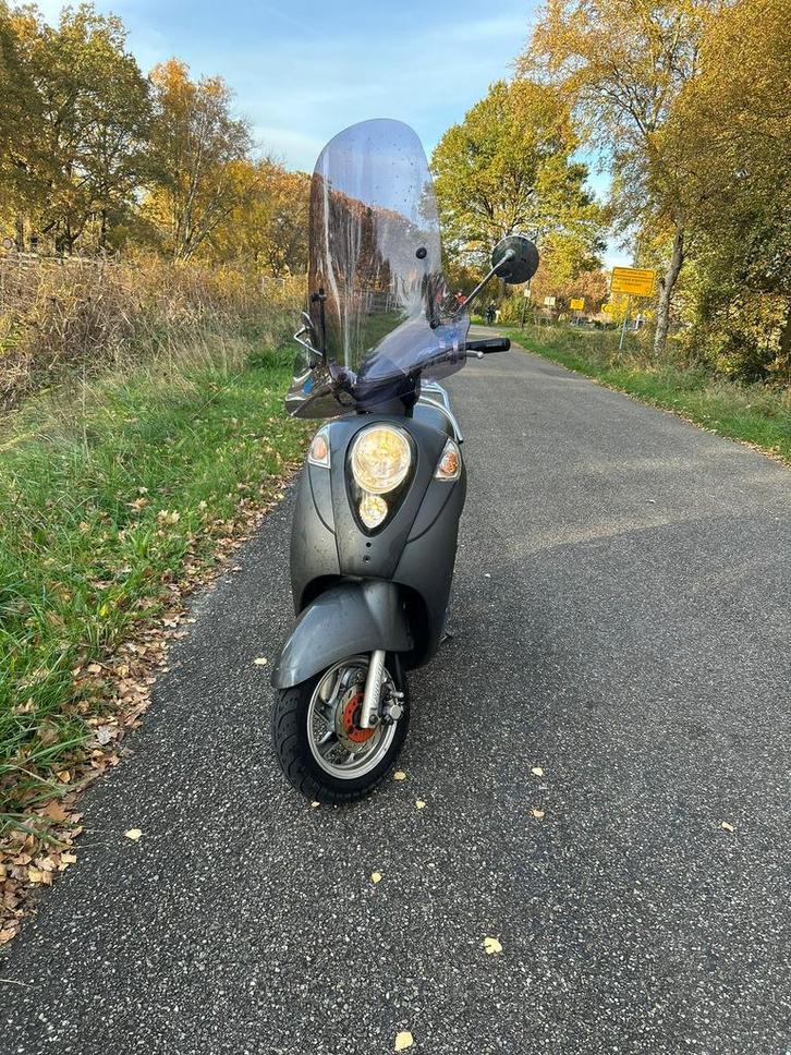 Te koop sym mio, Fietsen en Brommers, Scooters | SYM, Gebruikt, Mio, Maximaal 25 km/u, Benzine, Ophalen