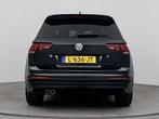 Volkswagen Tiguan 1.5 TSI ACT Highline Business R | 19 inch, 12 maanden, Zwart, SUV of Terreinwagen, 17 km/l