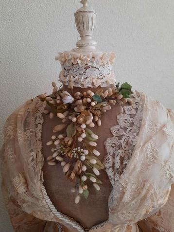Hals chocker 7,50€ beschikbaar voor biedingen