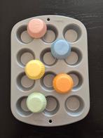 Wilton mini cupcake pan 12 + PME mini baking cups, Ophalen of Verzenden, Cupcakes, Bakvorm