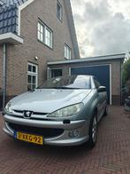 Peugeot 206 2.0 16V CC 2004 Grijs | Electrisch dak WERKT!, Auto's, Peugeot, 136 pk, Zwart, 4 cilinders, Cabriolet