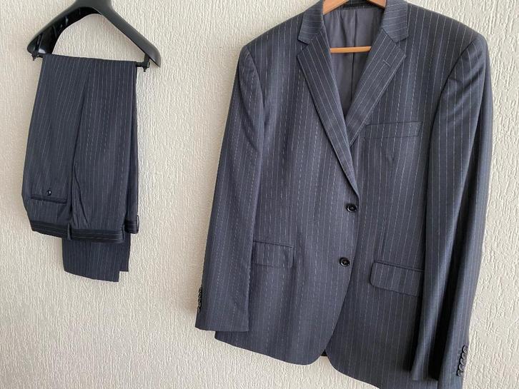 Kostuum/Pak maat: 54.  grijs met streepje, Kleding | Heren, Kostuums en Colberts, Zo goed als nieuw, Maat 52/54 (L), Grijs, Ophalen of Verzenden