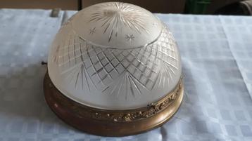 Grote Antieken Plafonnière Diameter glas is 30 cm met rand 3 beschikbaar voor biedingen