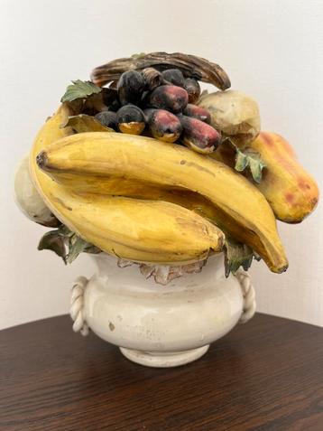 Vintage keramieken fruitschaal in vaas – handbeschilderd beschikbaar voor biedingen